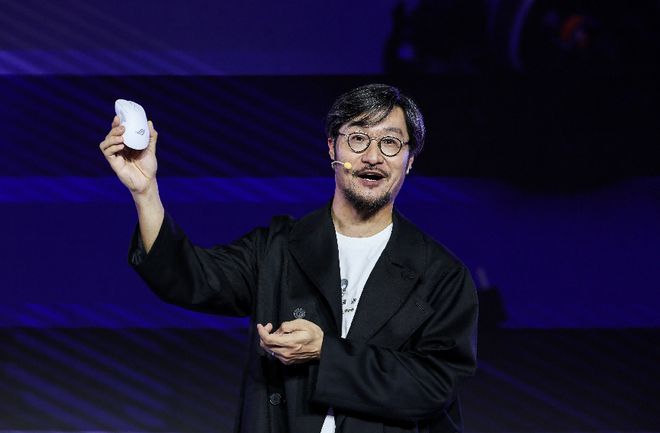 界联动燃爆二次元！全新外设惊艳亮相开元棋牌appROG×初音未来跨(图2)